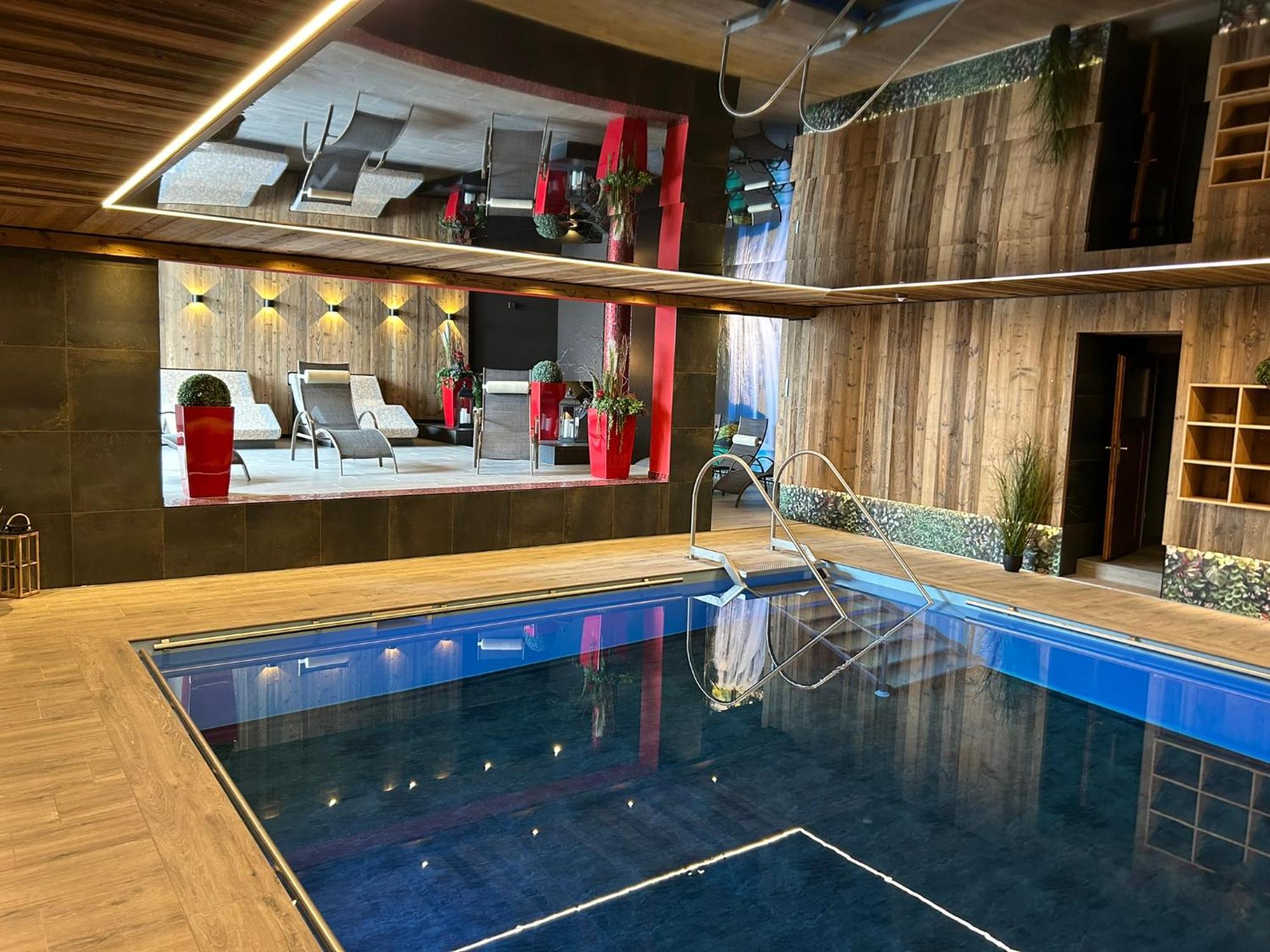 Hotel Lohninger-Schober Санкт-Георген-им-Аттергау Экстерьер фото